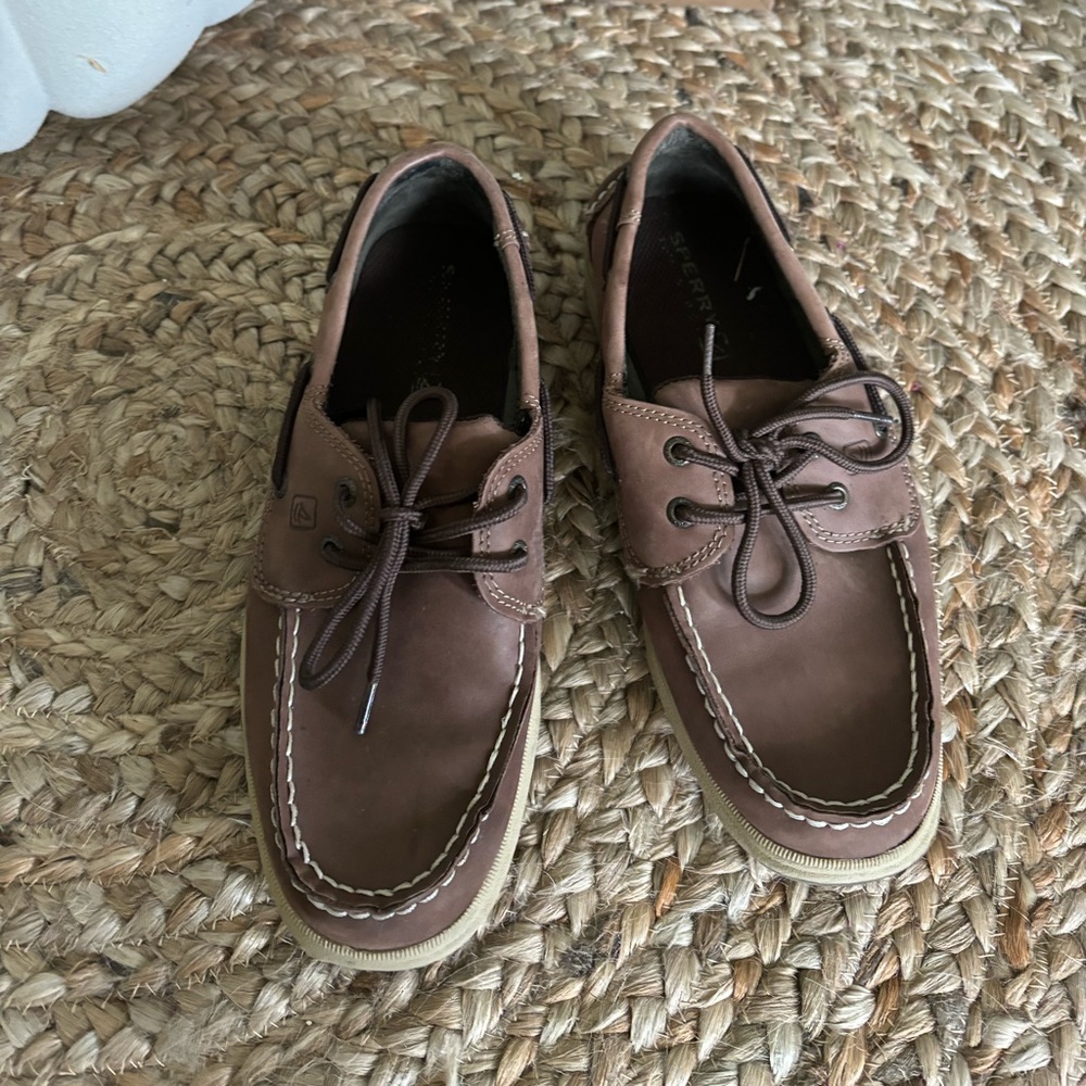 Boys Sperry deck shoes